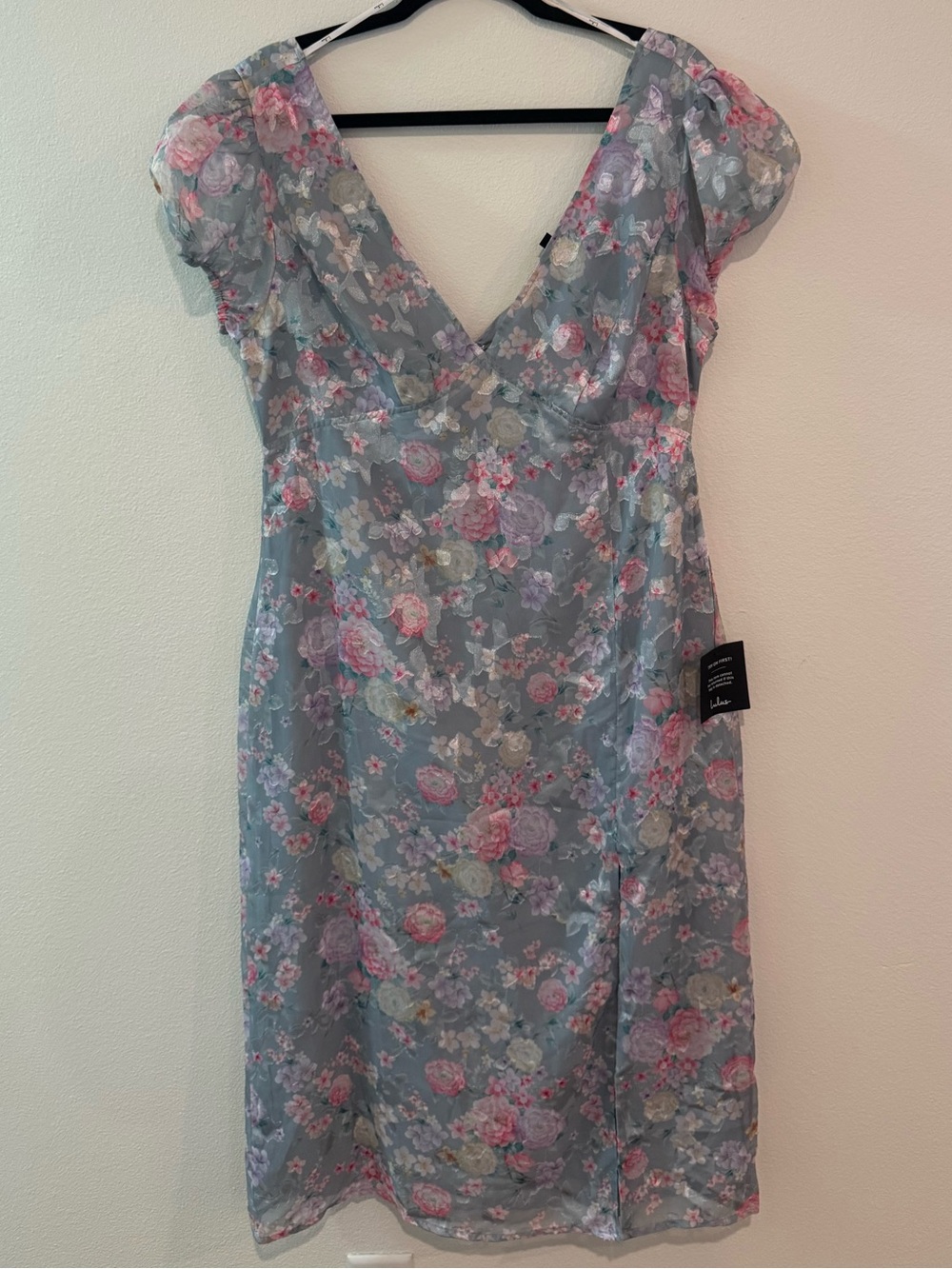 Lulu’s Floral V-Neck Midi Dress in Blue and Pink